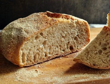 Διαιτολόγος αποκαλύπτει ποιο είναι το πιο υγιεινό ψωμί